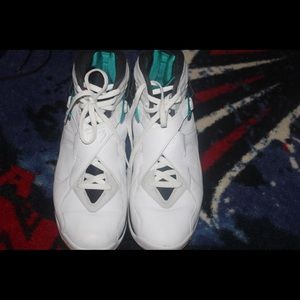 Jordan 8s